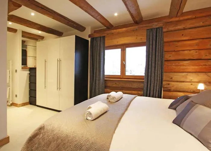 Fuer 10 Personen In Chaonix-mont-blanc- Franzoesische Alpen - Savoyer Alpen By Interhome Holiday home