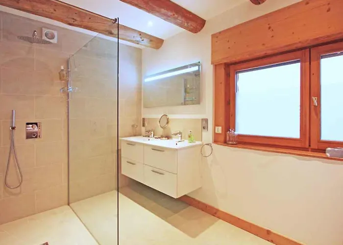 Holiday home Fuer 10 Personen In Chaonix-mont-blanc- Franzoesische Alpen - Savoyer Alpen By Interhome