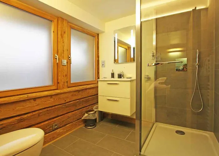 Holiday home Fuer 10 Personen In Chaonix-mont-blanc- Franzoesische Alpen - Savoyer Alpen By Interhome